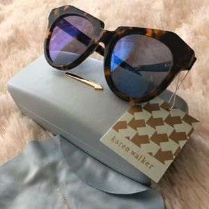 Karen Walker "Number One" sunglasses ✨